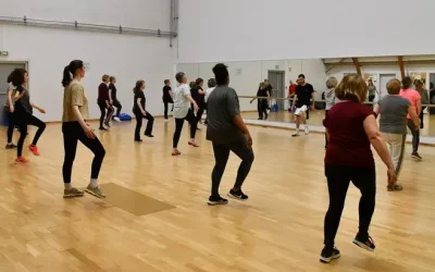 ASJ PRESSE – LA COMBINAISON DU FITNESS ET DE LA DANSE
