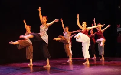 ASJ PRESSE – LA SECTION DANSE FAIT PARLER LES CORPS A SAINT-JEAN-DE-LA-RUELLE