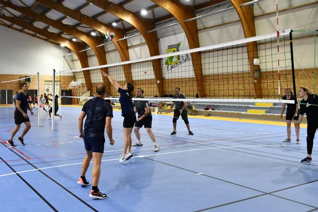 ASJ PRESSE – LA SECTION VOLLEY-BALL DE RETOUR